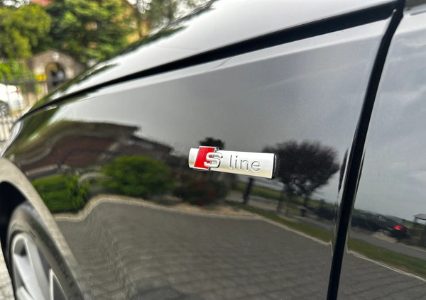 Audi A4 cena 103900 przebieg: 175000, rok produkcji 2018 z Błażowa małe 631